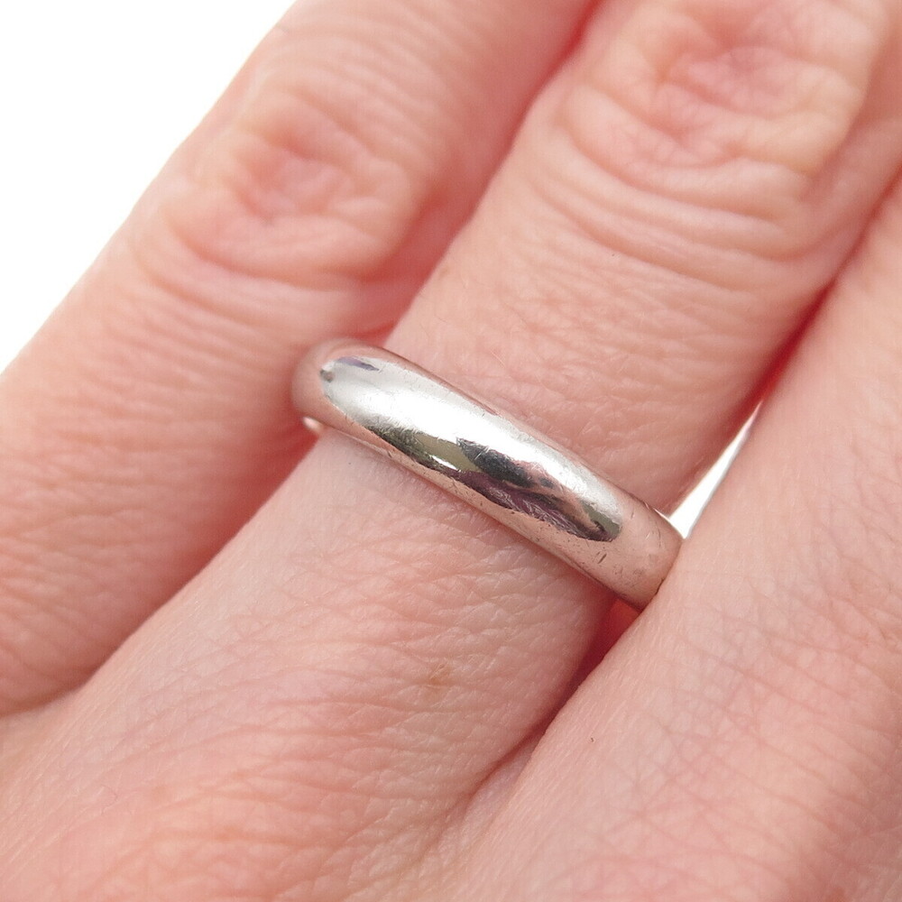 925 Sterling Silver Vintage Classic Wedding Band Ring Size 6.25